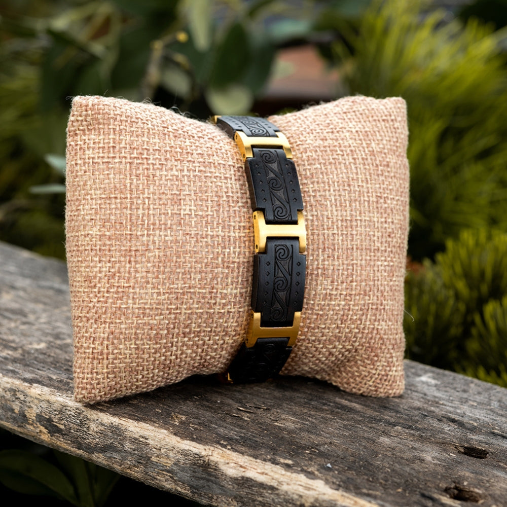 bracelet noir motifs homme