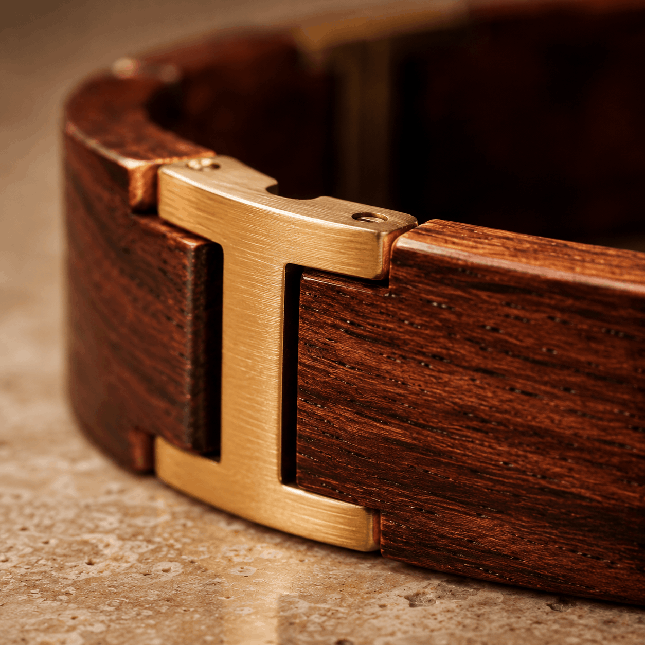 Bracelet en bois brut