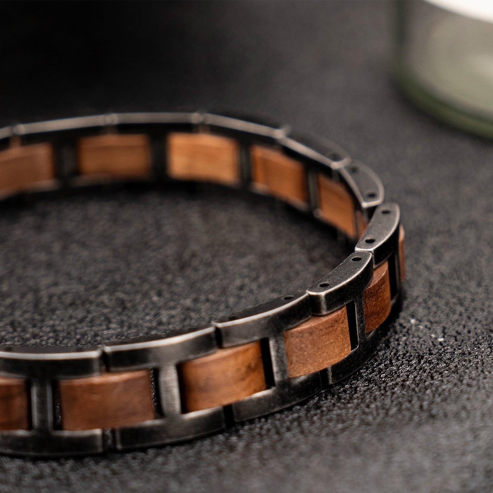 bracelet-homme-brun-bois-acier