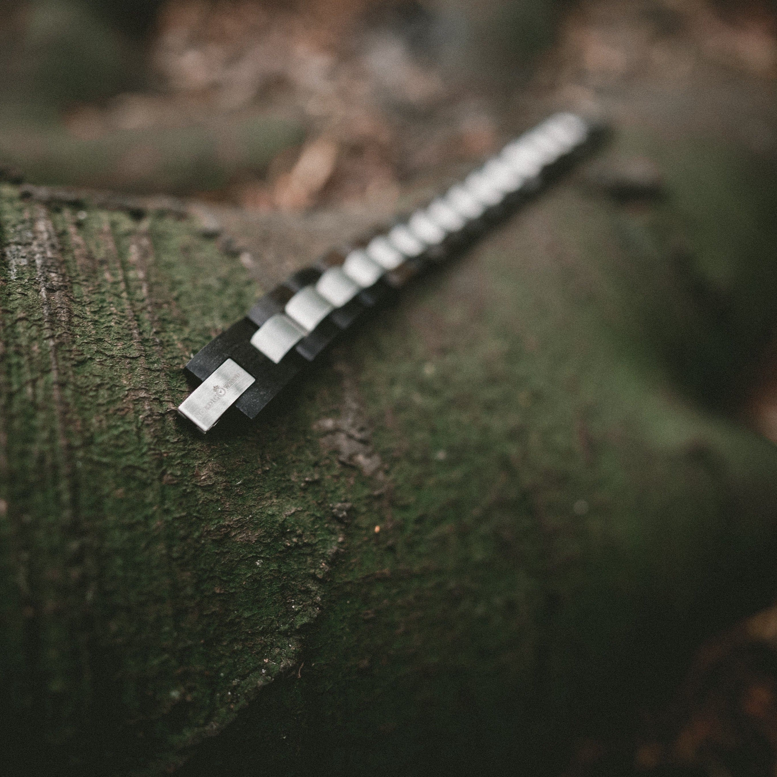 bracelet dragonnier noir en bois