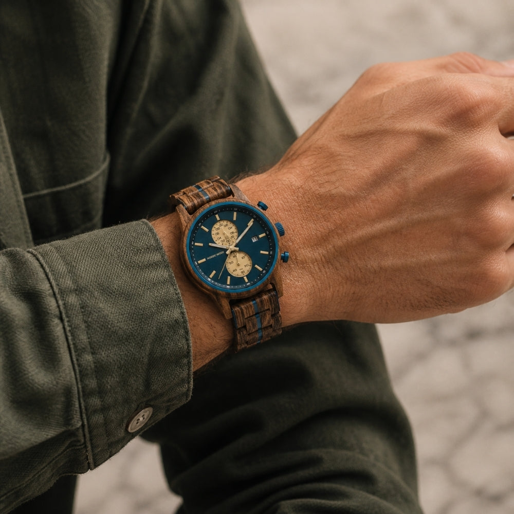 montre-en-bois-homme-cadran-bleu-chronos
